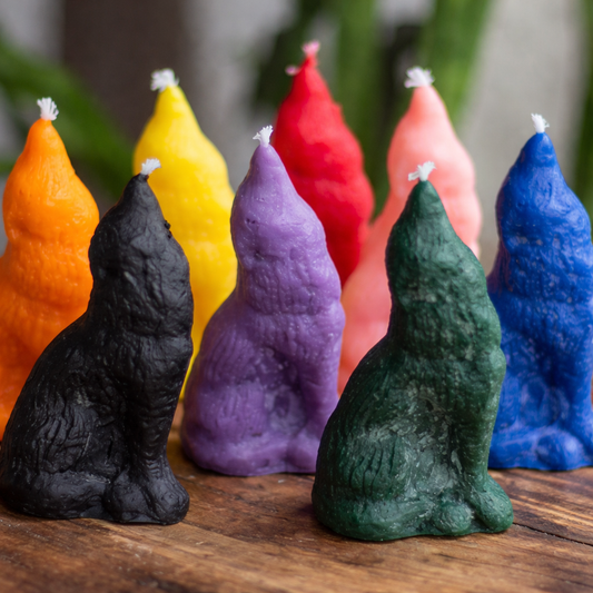 Beeswax Howling Wolf Figurine Candles | Colour Option Available