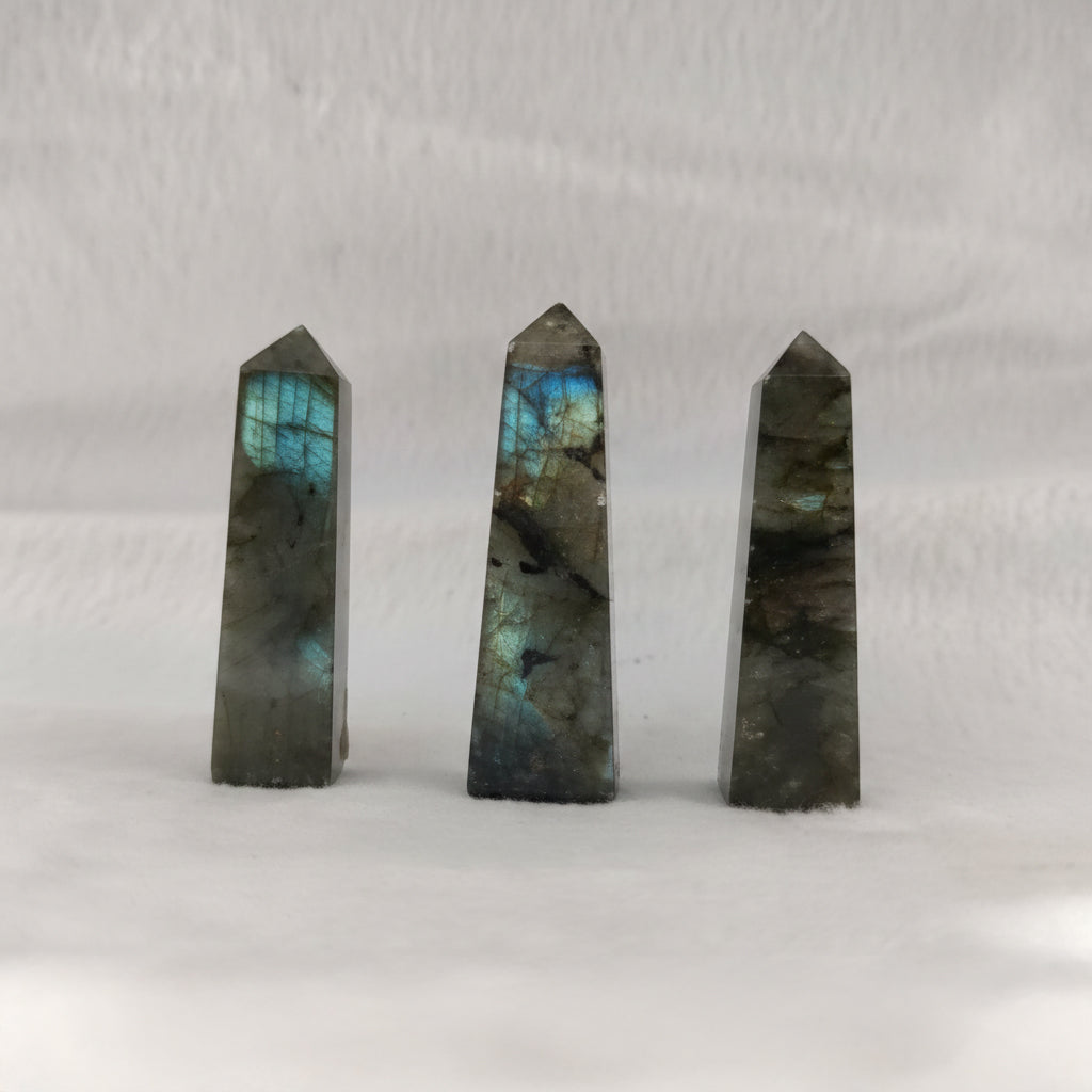 Labradorite tower crystal for decor