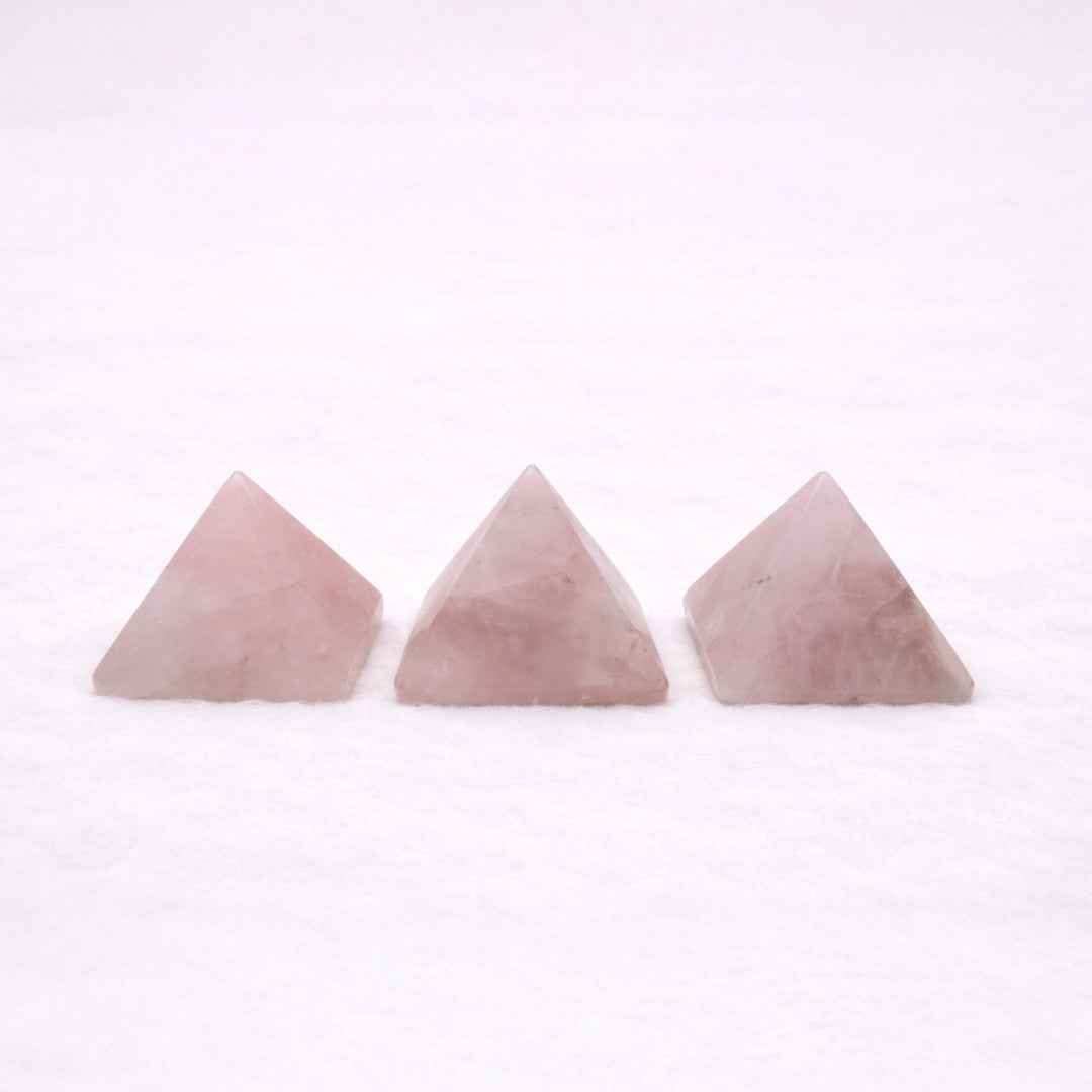 rose-quartz-pyramids
