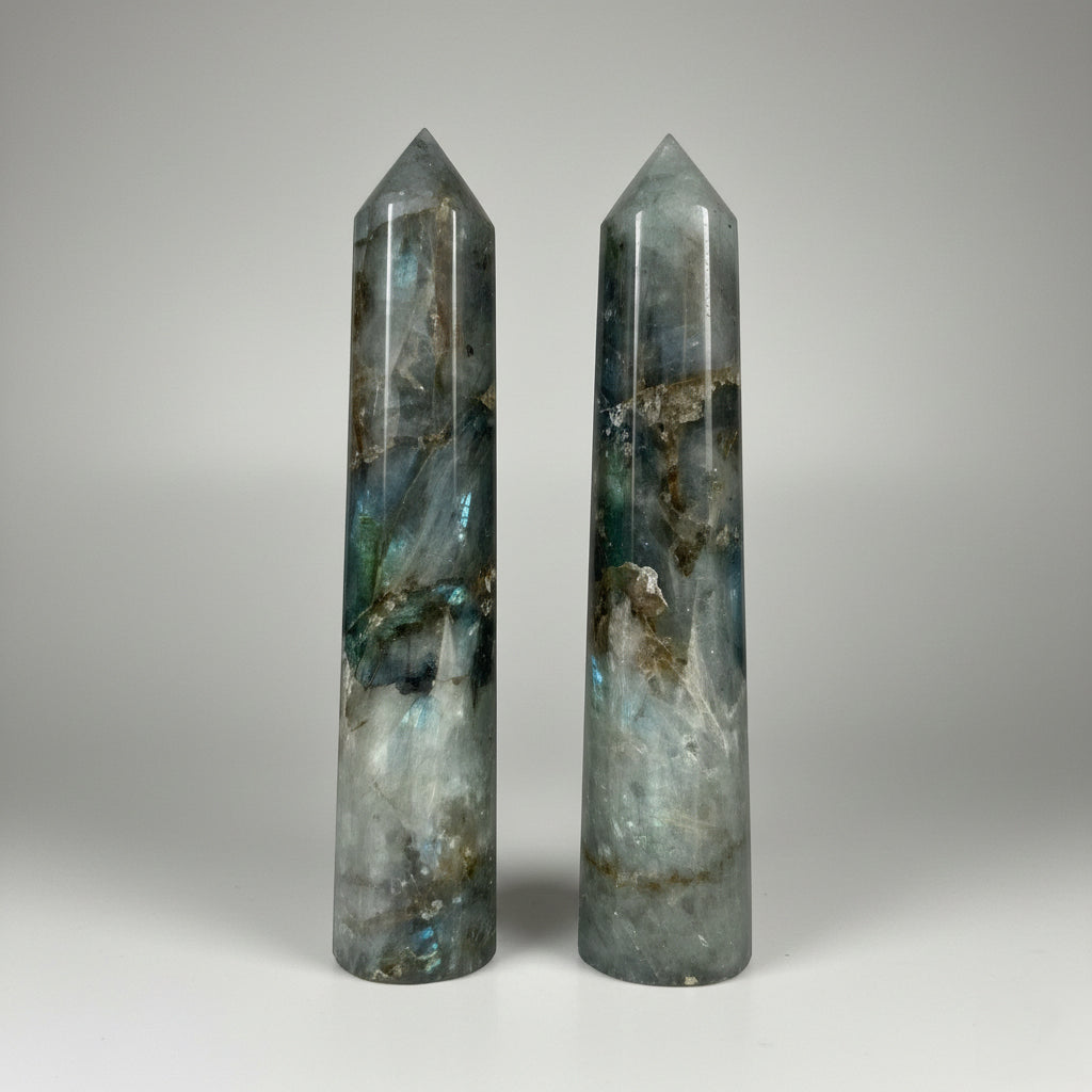 Labradorite round point crystal decor